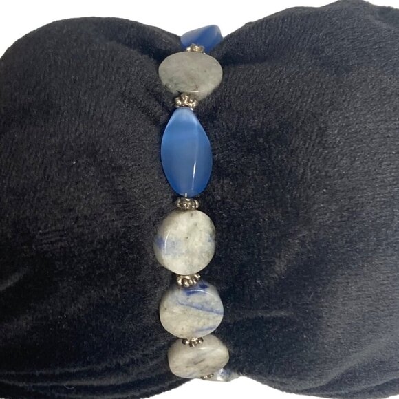Beaded Bracelet With Marbled Blue Gray Disc Stones Silver Tone Toggle Clasp - Picture 5 of 7